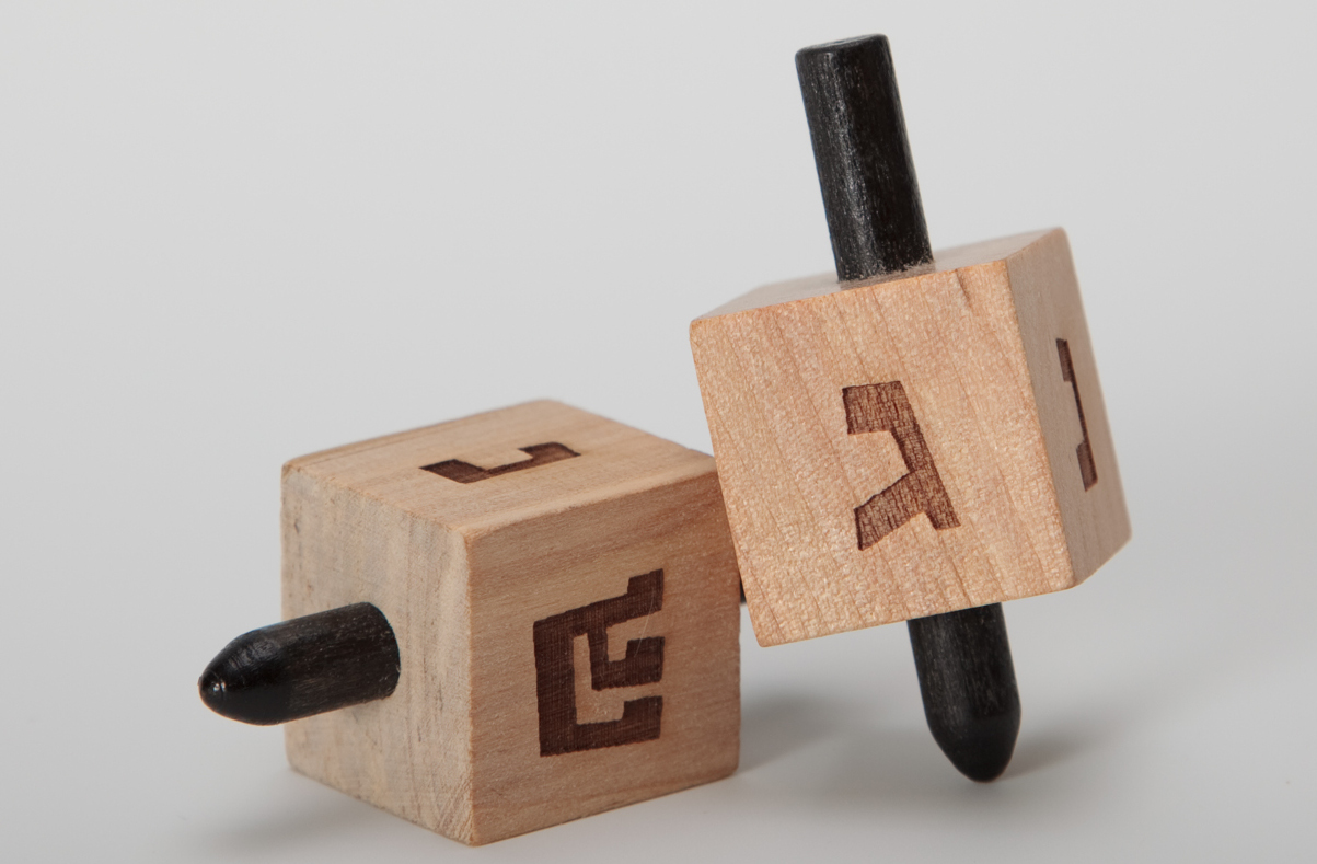 ../../../../../_images/dreidel.jpg